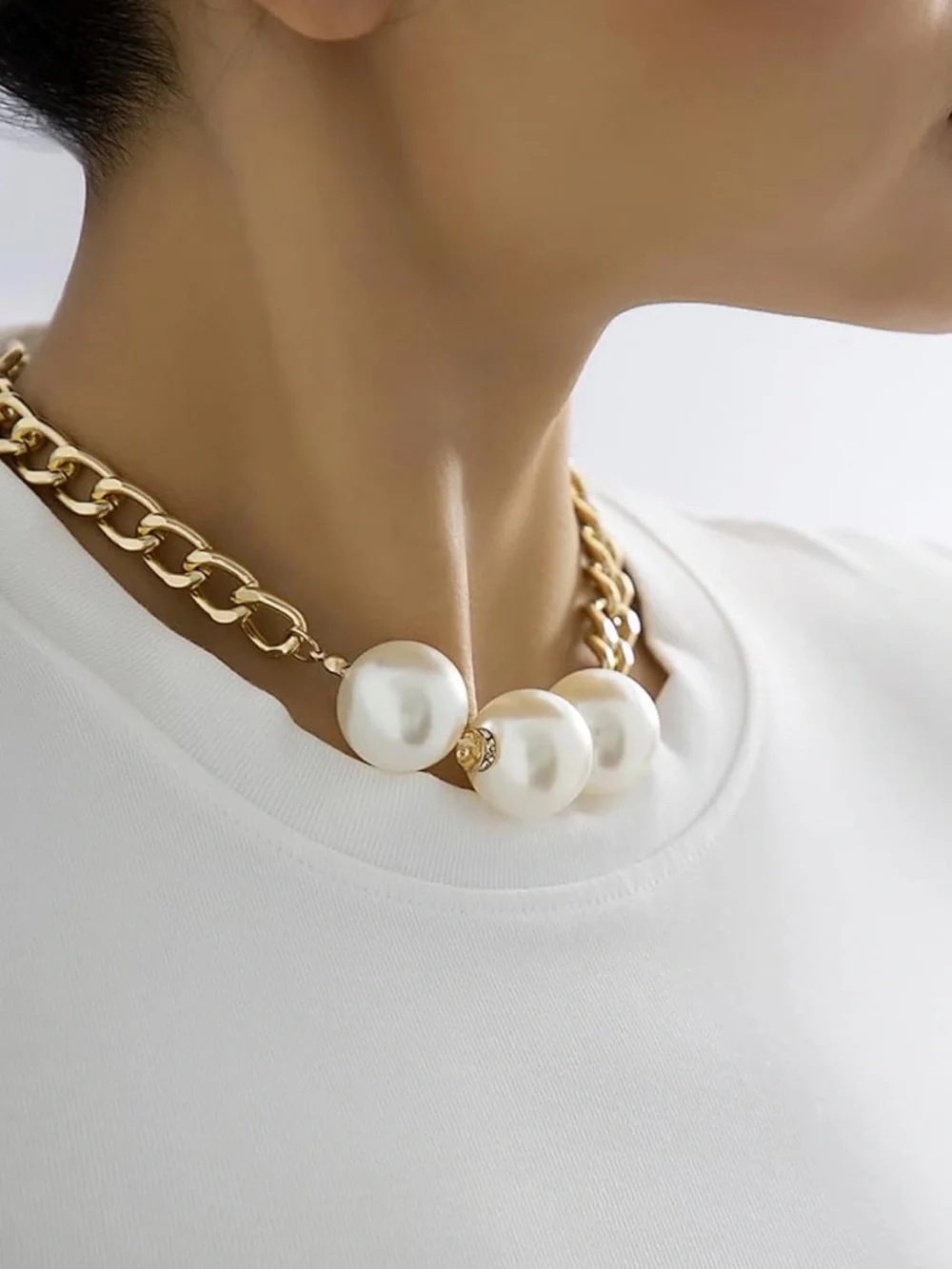Golden Chain Choker with Three Pearl Orbs